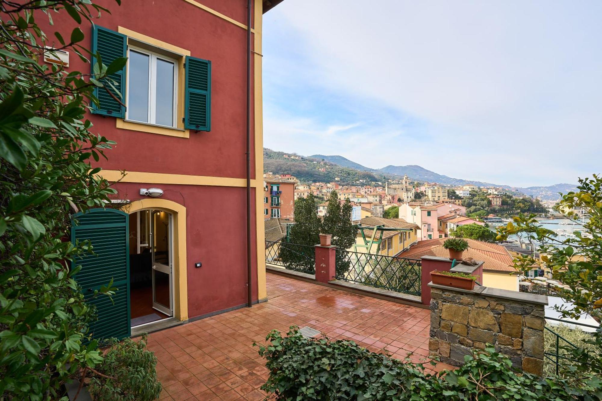 Villa Amelia - Vista Mare - Fezzano Kültér fotó