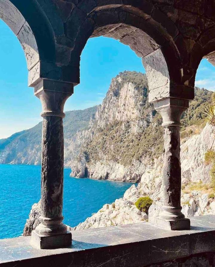 Villa Amelia - Vista Mare - Fezzano Kültér fotó